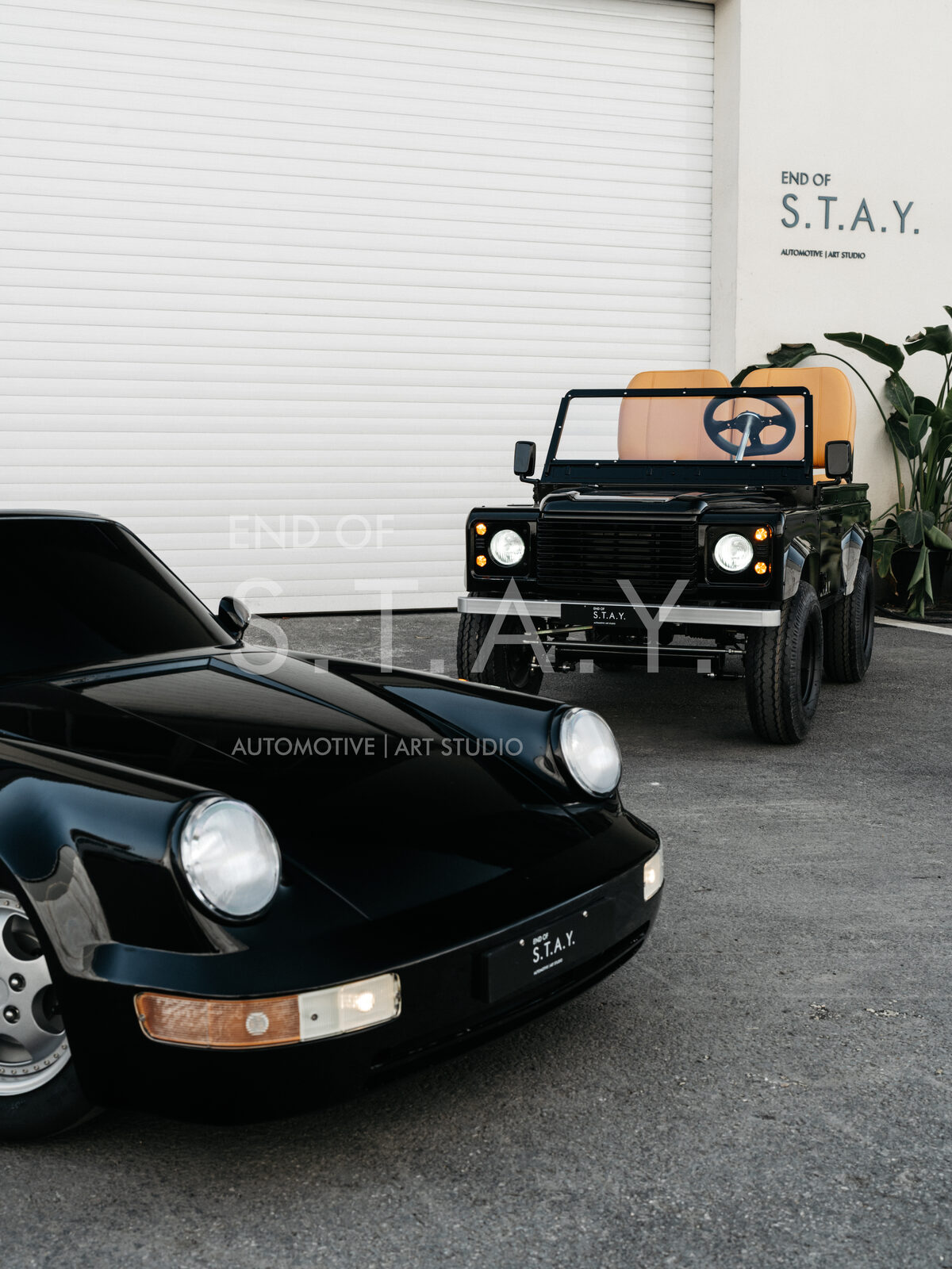 Rear quarter, Gulf blue