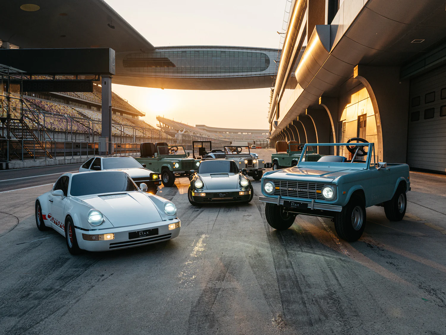 The full END OF S.T.A.Y. junior car lineup at the track